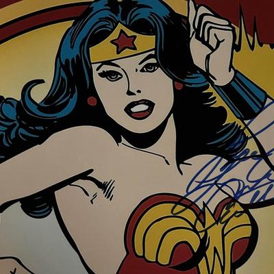 Wonder Woman Lynda Carter signed photo