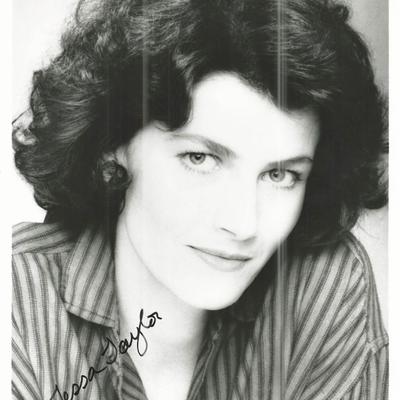 Tessa Taylor signed photo