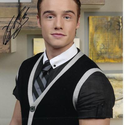 Dexters Brando Eaton signed photo