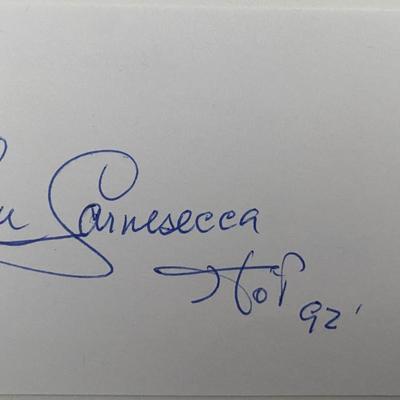 Basketball HOF Lou Carnesecca signature