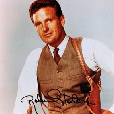 Robert Stack signed portrait photo 
