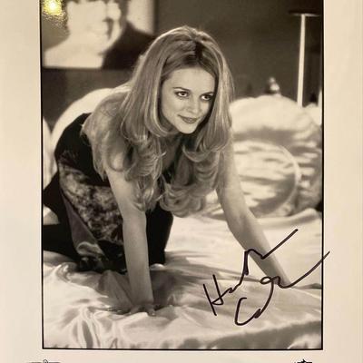 Austin Powers: The Spy Who Shagged Me Heather Graham Signed Movie Photo