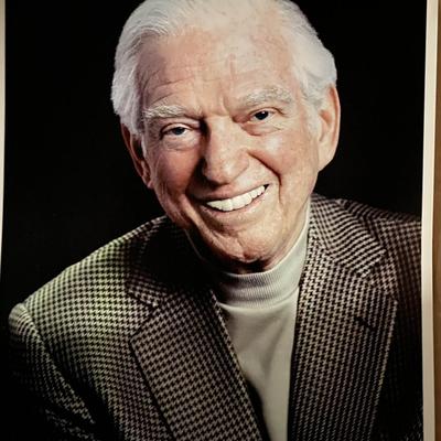 Author Sydney Sheldon signed photo