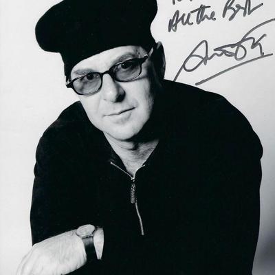 Drummer Anton Fig signed photo