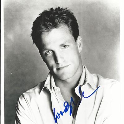 Woody Harrelson Cheers signed photo