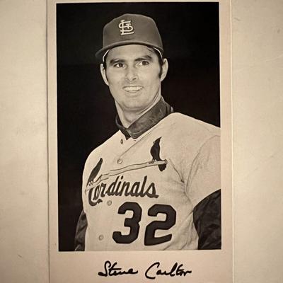 Steve Carlton facsimile signed photo. 3x5 inches