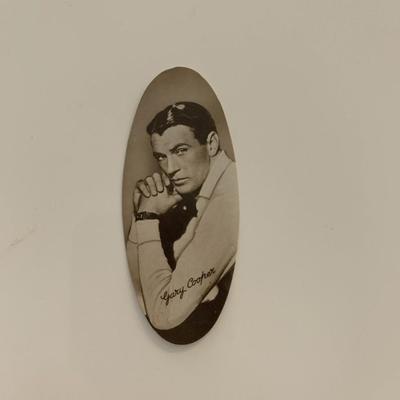 Gary Cooper unsigned cigarette card