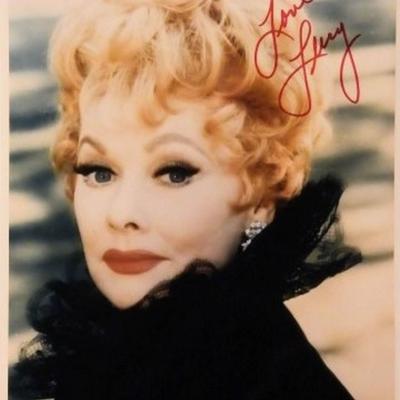 Lucille Ball signed portrait photo 