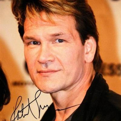 Patrick Swayze signed portrait photo 