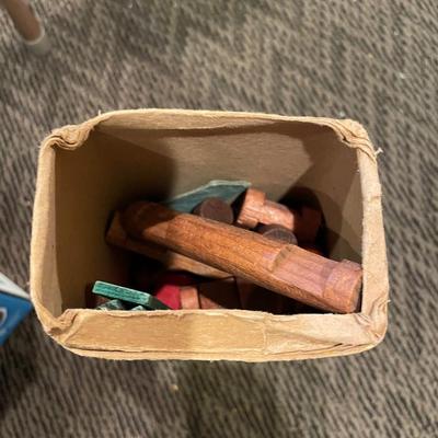 Lincoln logs