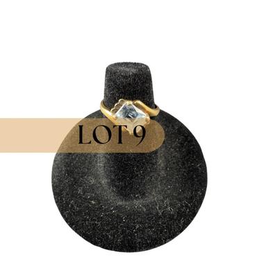 -9- FINE JEWELRY | 10Kt Gold Ring & Light Blue Stone | Marked