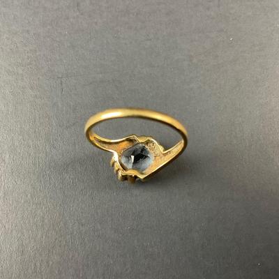 -9- FINE JEWELRY | 10Kt Gold Ring & Light Blue Stone | Marked