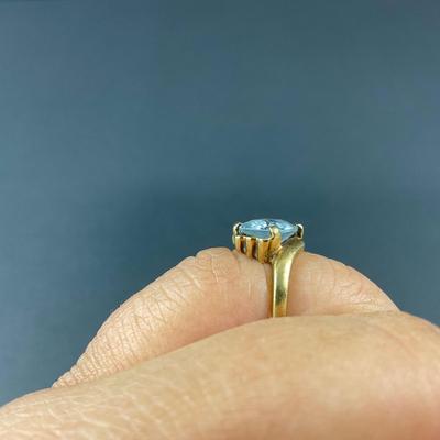 -9- FINE JEWELRY | 10Kt Gold Ring & Light Blue Stone | Marked