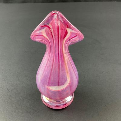 -10- WESTMORELAND | 1991 Pink Iridescent Glass Jack In The Pulpit Vase | Signed & Marked