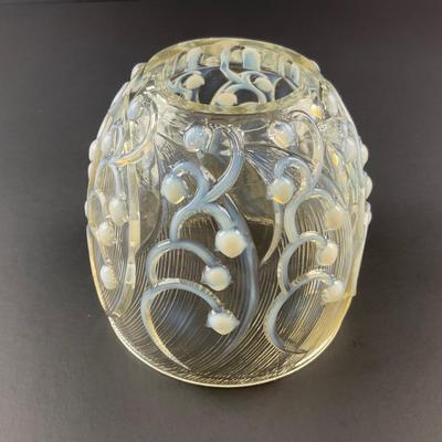 -12- FENTON | Opalescent White Lily Of The Valley Fairy Lamp | Marked