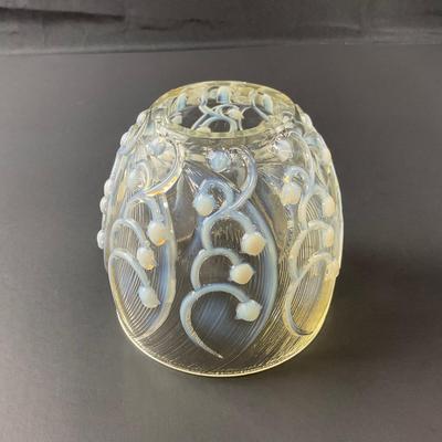 -12- FENTON | Opalescent White Lily Of The Valley Fairy Lamp | Marked