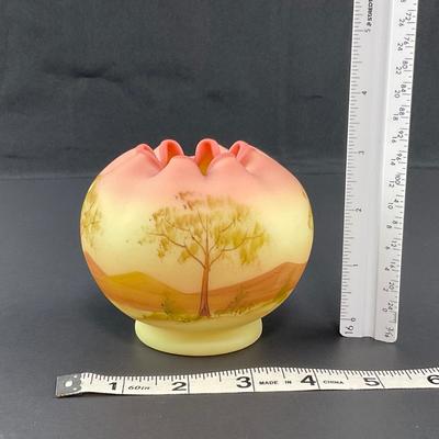 -13- FENTON | USA Burmese Hand Painted Rose Bowl | Sticker & Signed