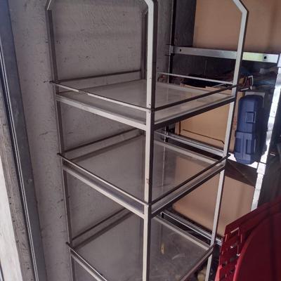 Retail Metal Frame and Glass Shelf Display Stand