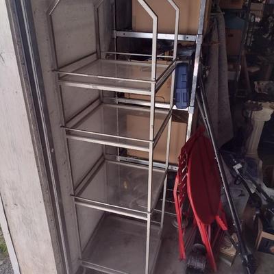 Retail Metal Frame and Glass Shelf Display Stand