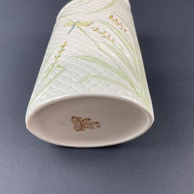 -26- BELLEEK | Pottery Dragonflies Vase | 7th Mark