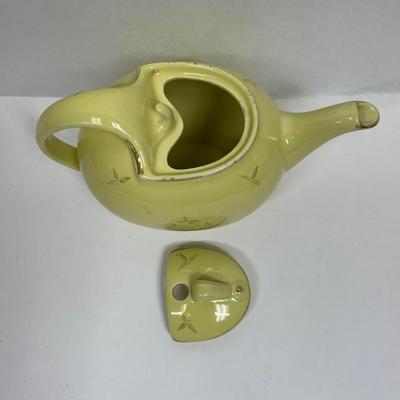 Retro Yellow w/gold Teapot 6 cup Hall 0759