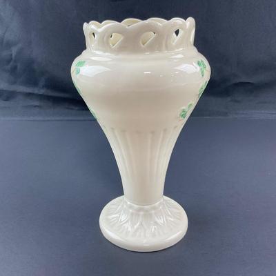 -28- BELLEEK | Pierced Shamrock Vase Ireland | 6th Mark