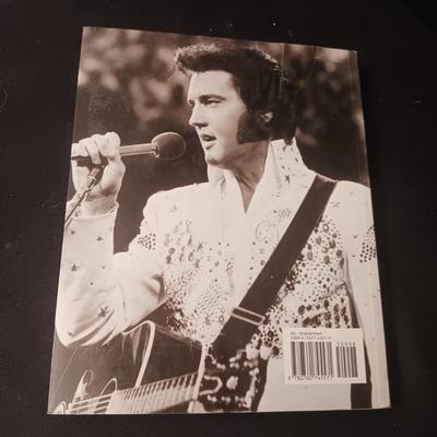 ELVIS PRESLEY UNSEEN ARCHIVES COFFEE TABLE BOOK