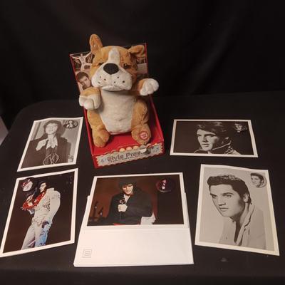 5 ELVIS NOTE CARDS W/PINS AND A SINGING DOG