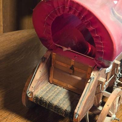 Handpainted Cover Wagon Lamp