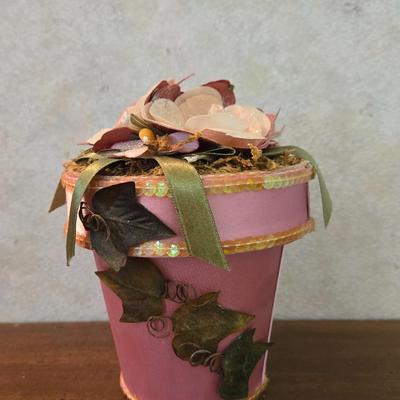 Silk Covered Flowe Pot Box with sachets