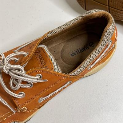 MAGELLAN ~ Mens 10 W ~ Leather Boat Shoes