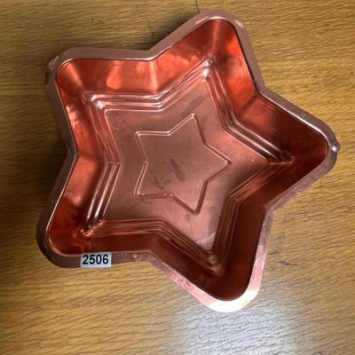 Star copper pan
