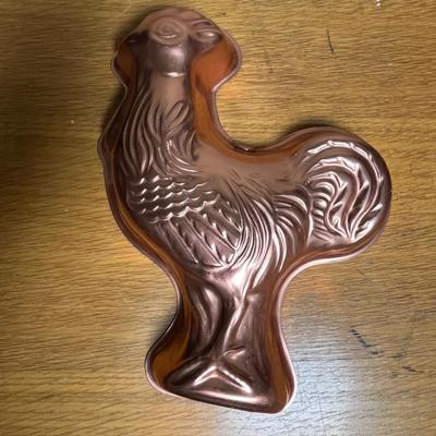 Rooster copper pan