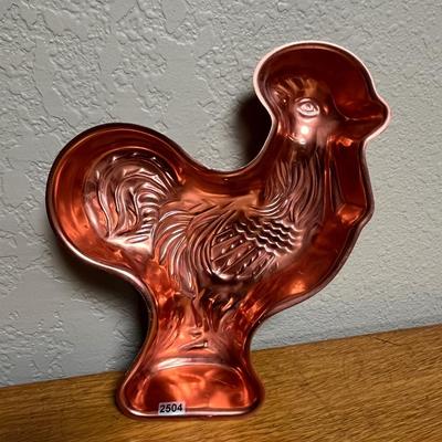 Rooster copper pan