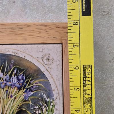 Flowers in a Vase Decor Trivet