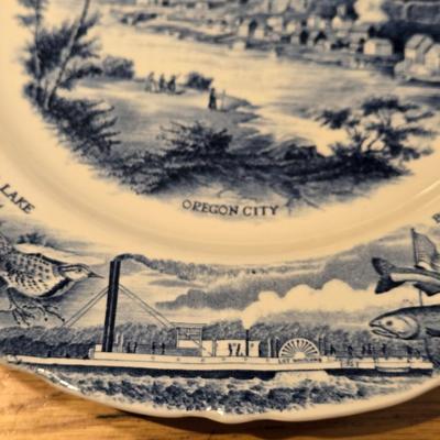 Vintage Oregon Blue and White Plate