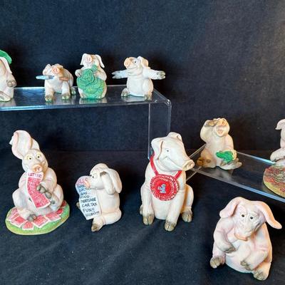 Lot 27. Ten Piggin Figurines