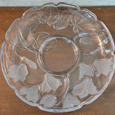 Frosted Flower Round Platter