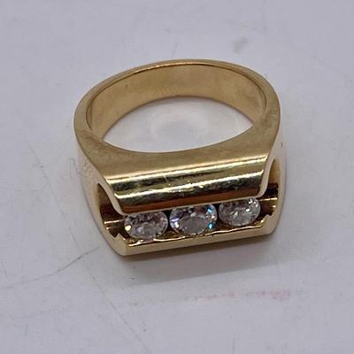 Vintage Men's Yellow Gold 14K Ring w/ 3 European cut Diamonds pinkie ring size 8