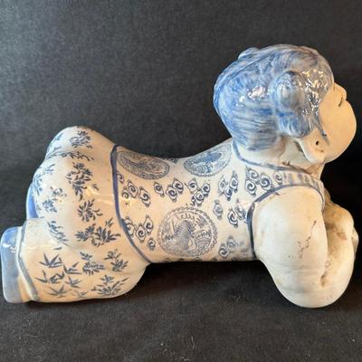 Lot Lot 35.5. Pair of Asian Figures