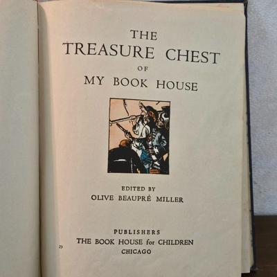 1937 Vintage 'The Book House' Book