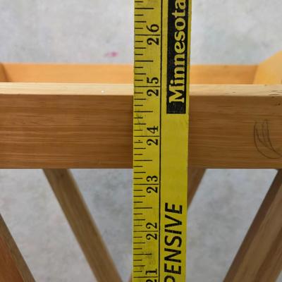 Pansy Tray Table