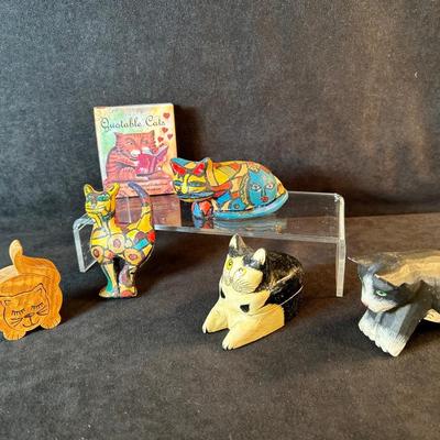 Lot 42. Cat Lot