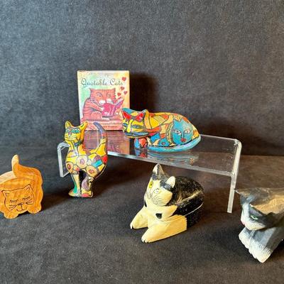 Lot 42. Cat Lot