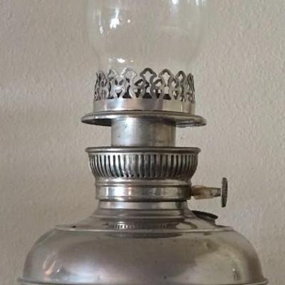 Silver Tone Aladdin Kerosene Lamp with Tall Skinny Flute