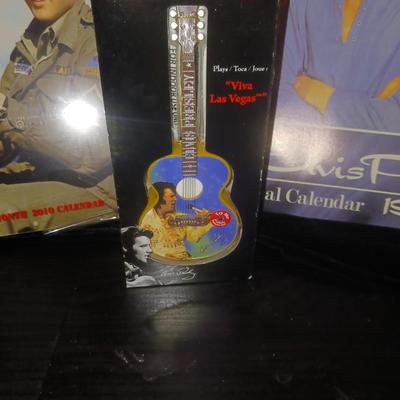ELVIS MUSICAL ORNAMENT AND 2 CALENDARS