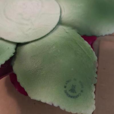 Porcelain Rose Deco