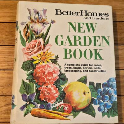 Better Homes and Gardens 'New Garden Book'