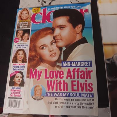 4 ELVIS MAGAZINES