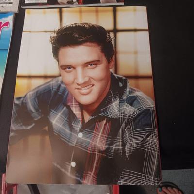4 ELVIS MAGAZINES